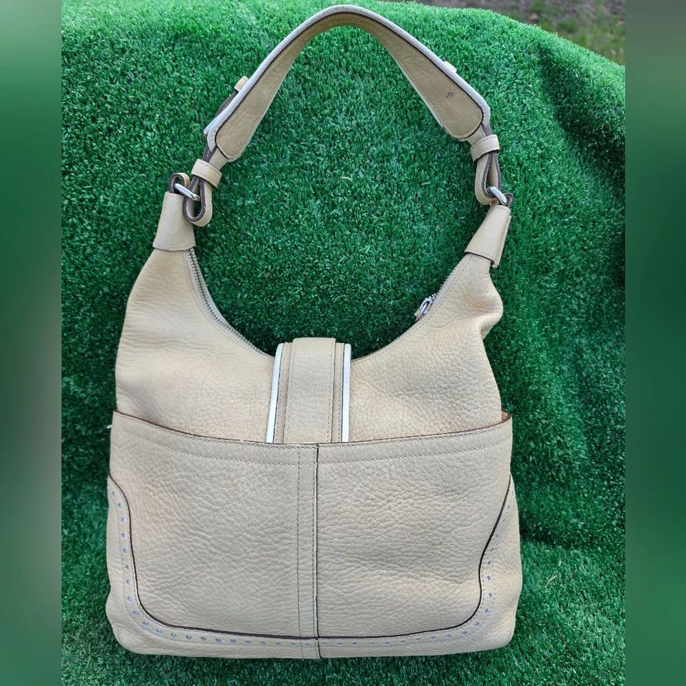 Coach Vintage Hampton Soho Boho Shoulder Bag. 2025 - Picture 2 of 16